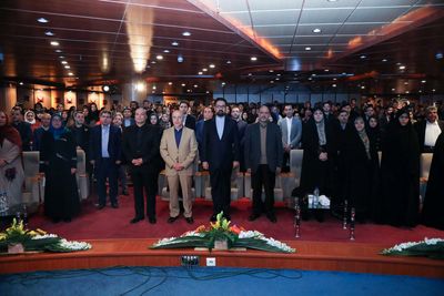 هشتمین جشنواره بین‌المللی مد و لباس فجر در تهران آغاز شد / ابتکار: بخش طراحی باید با سلیقه بازار مخاطب همخوانی داشته باشد / پاک‌بین: باور کنیم پوشاک مقوله بزرگ هویتی و فرهنگی است 