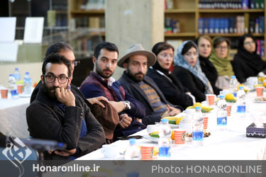نشست مدیران جشنواره هنرهای تجسمی فجر و گالری داران