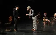 احمد ارجمندی از نمایش «ذات یا ضات؟» می‌گوید | روایتی از یک شهر بی‌قانون