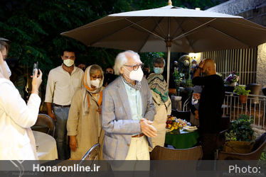 بزرگداشت محمود دولت آبادی در گالری سرزمین هنر