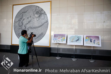 آیین افتتاح نمایشگاه «کن از نمای نزدیک» در ایوان انتظار میدان ولی‌عصر(ع)