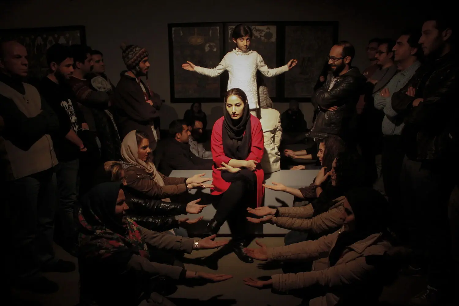 سی پرفورمنس، سی هنرمند، سی روز / 1
