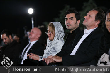 سمفونی نور "سیمرغ صلح" در برج آزادی‎