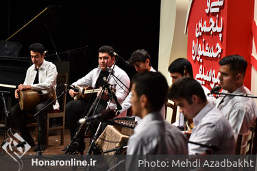 اجرای برگزیدگان جشنواره نوای خرم در سی و پنجمین جشنواره موسیقی فجر 2