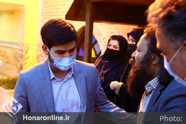 تقدیر از چهره‌های منتخب تئاتر و سینما در هشتمین دوره هنر انقلاب