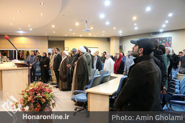 رونمایی از کتاب "چهل سال نمایش" و تقدیر از ۱۰ هنرمند انقلاب 