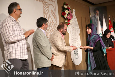 افتتاحیه نخستین جایزه هنری «قلب تهران»