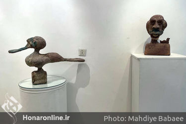 نمایشگاه آثار آرزو‍ آزادی در گالری هفت ثمر