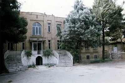 چهارشنبه‌سوری بهانه‌ای برای تخریب یک بنای تاریخی / راه‌های مبارزه مالکان با سازمان میراث فرهنگی