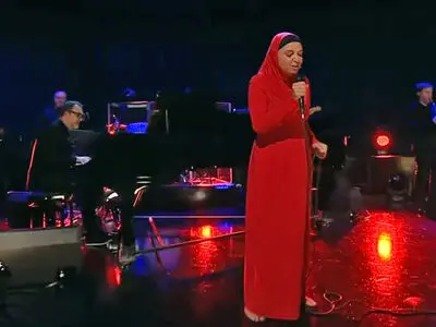 خواننده مسلمان ایرلندی از دنیای موسیقی خداحافظی می‌کند