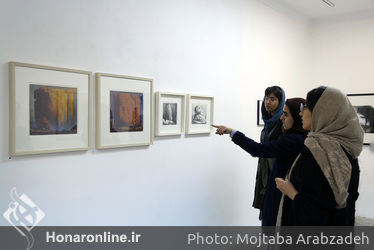 افتتاحیه نمایشگاه گروهی با عنوان " ناتمام است درخت" در گالری امکان