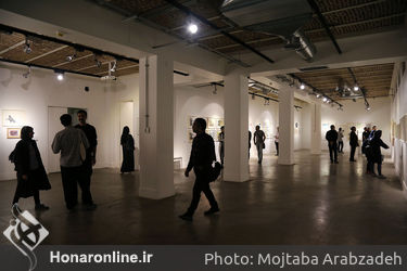نمایشگاه آثار بیژن صفاری با همکاری هنرمندان معاصر در  گالری وی