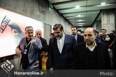 بازدید وزیر فرهنگ از جشنواره سینماحقیقت 