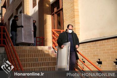 تحویل آثار هنرمندان به چهاردهمین جشنواره هنرهای تجسمی فجر