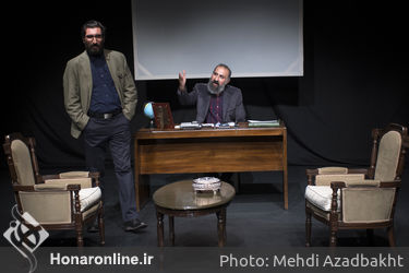 نمایش "باد که می‌نویسد" در مجموعه تئاتر شهر