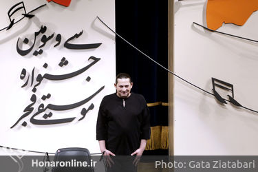 سنتور نوازی اردوان کامکار در سی و سومین جشنواره بین اللمللی موسیقی فجر