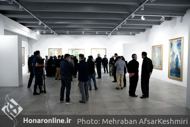 نمایشگاه گزیده‌ای از آثار حبیب‌الله صادقی در حوزه هنری