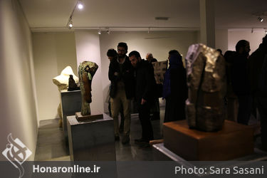 نمایشگاه مجسمه‌های سیمین اکرامی در گالری دیلمان