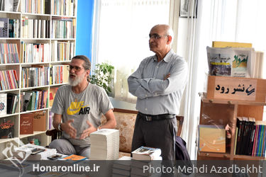 جشن امضای کتاب "قاشق چای‌خوری"
