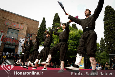 جشن خانه تئاتر در فضای باز خانه هنرمندان2