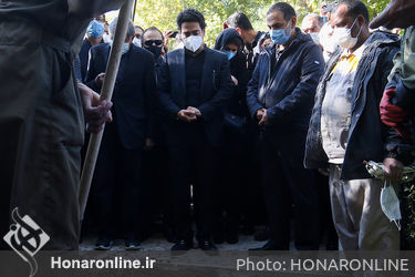 آرامگاه فردوسی در تعزیت آواز مردم ایران / وداع با خسرو خوبان محمدرضا شجریان