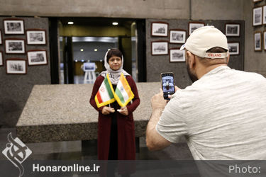 بازدید هنرمندان کشور هندوستان از برج آزادی