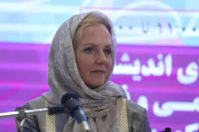 American translator Caroline Croskery sees Persian story amazing 