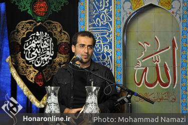 مراسم گرامى‌داشت هفتمین شب شهادت امام حسین (ع) در موسسه توسعه هنرهای معاصر (2)