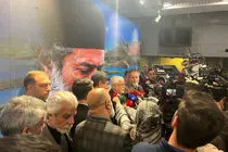 ما و هنرمندان قهر نیستیم؛ همیشه پذیرای انتقادها و نظرات‌شان هستیم