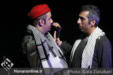 نمایش "ایستادن بر فراز یک اتفاق" در تماشاخانه سرو