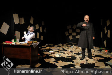 نمایش "گفتگوی شبانه" در خانه نمایش
