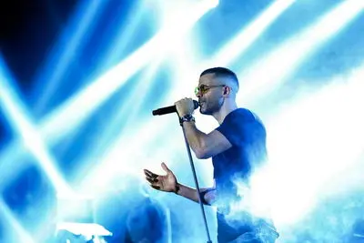 سیروان خسروی با "بارون پاییزی" و "خاطرات تو" در جشنواره فجر