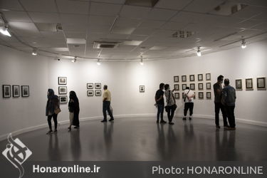 نمایشگاه آثار محمدحسین تیکدری‌نژاد با عنوان «بالقلم» در گالری پاییز خانه هنرمندان ایران
