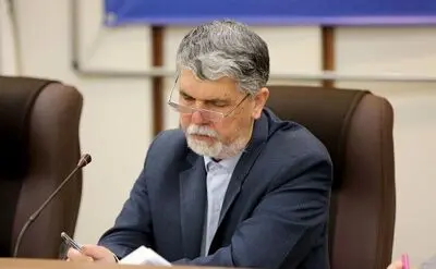 وزیر فرهنگ: «خارک» خار چشم دشمنان ایران باقی خواهد ماند
