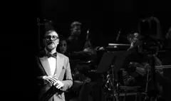 علیرضا قربانی «ایرانم» را در جنوب ایران می‌ خواند