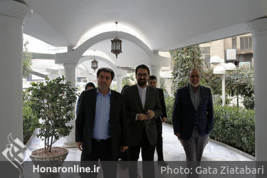 دیدار گروه موسیقی "ساری آقا" با معاون امور هنری و بازدید از ارکستر ملی و تالار وحدت