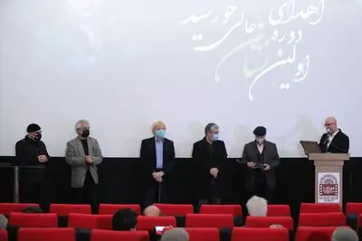 نشان عالی خورشید به مرتضی رزاق‌کریمی اهدا شد