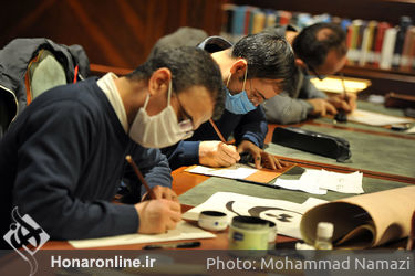 مراسم اختتامیه نمایشگاه خوشنویسی «رقص قلم»  در کتابخانه ایران‌مال 