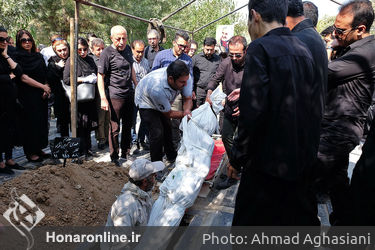 مراسم تشییع پیکر مهدی آرین‌نژاد دوبلور پیشکسوت 