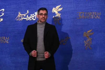 در هم تنیدن تعلیق در بافت داستان، مهم‌ترین نکته‌ جذابیت یک فیلم است / فضاسازی درباره سرمایه‌گذاری در فیلم‌ها، امنیت روانی جامعه سینمایی را به هم می‌زند / نیما جاویدی از "سرخ‌پوست" می‌گوید