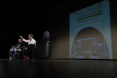 رضا مهدی زاده:پدیده فناوری باعث تفاوت بین طراحی صحنه در کشور ما با دیگر کشورهاست/گلناز گلشن:مشکل اصلی طراحی لباس در ایران در سال‌های اخیر بخش اقتصادی و مالی است