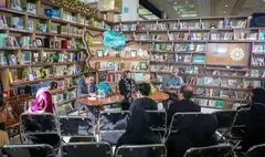 رهبر انقلاب تلاش می‌کنند مشاهیر حوزه ادب را به متن جامعه بیاورند