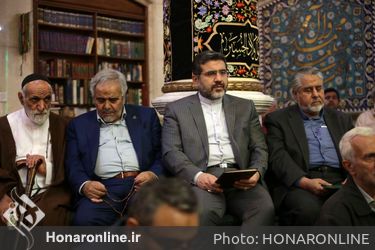 حضور وزیر فرهنگ در مراسم یادبود شاعر پیشکسوت آیینی سید رضا موید