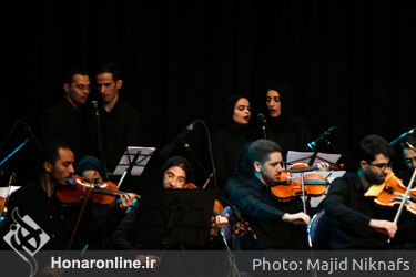 کنسرت روایت وداع با آهنگسازی و خوانندگی حسام آرین و روایتگری و دکلمه امیرمحمد صمصامی در دهه سوم محرم در تالار سوره حوزه هنری