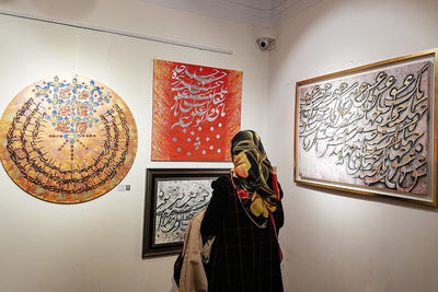 ۲۵ افتتاحیه و ۶۲ فرصت گالری‌گردی | «بیگانه با دیگری» تا «بی آواز رود»