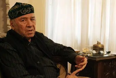 Persian Poet Mazaher Mosaffa Dies at 87 