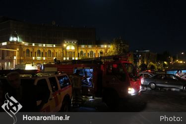 آتش سوزى انبار كالا در ميدان حسن آباد