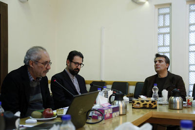 حسینی: فعالیت‌های معاونت هنری با همراهی هنرمندان خواهد بود / نشست معاون امور هنری وزارت ارشاد با شورای عالی خانه هنرمندان ایران