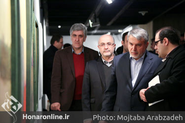 بازدید وزیر ارشاد ، وزیر راه و معاونت هنری از نمایشگاه آثار جشنواره هنرهای تجسمی فجر