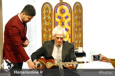رونمایی از ساز ابداعی استاد ژاله به اسم "مُراژ" 